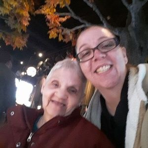 Meet your Posher, Brenda